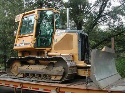 John Deere 650H with Cab