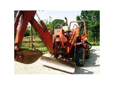 Ditch Witch Trencher Backhoe 4x4 Slider 