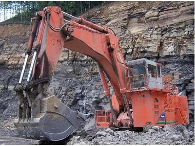 2001 Hitachi EX1800-3 Excavator