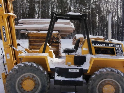 Load-Lifter 4400 / Masonry Equipment