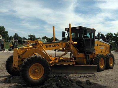 2002 Volvo G710B  Special Financing!