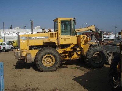 Volvo L120C Loader