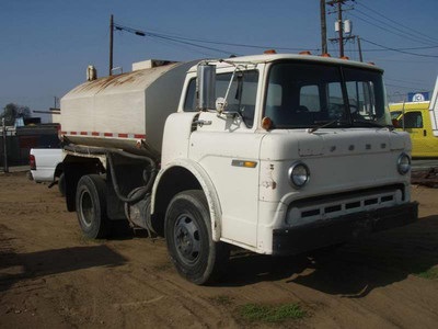 Ford 1,800 Gallon Water Truck