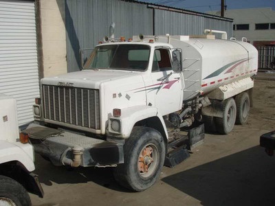 GMC 4,000 Gallon Water Truck