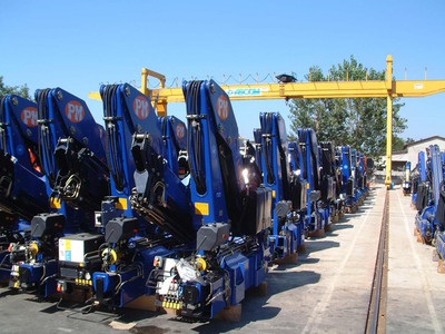 Knuckle Booms - Hydraulic Cranes