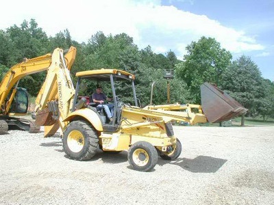 2000 New Holland LB75 Backhoe