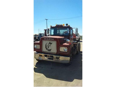 Truck- Mack
