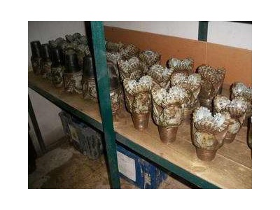 Drill Bits 3 3/4" and 4 5/8" Qty: 79 Units