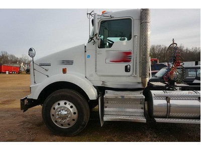2009 Kenworth T800 Day Cab