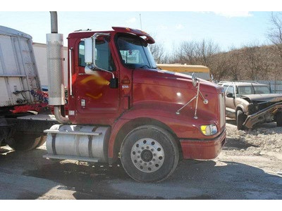 2007 International 9200i Day Cab
