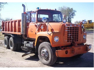 1987 Ford Tandem Truck with Blade