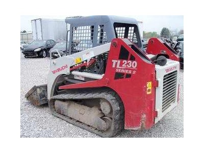 Takeuchi Compact Track Loader TL230
