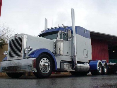 2001 Pete 379-127 Conventional