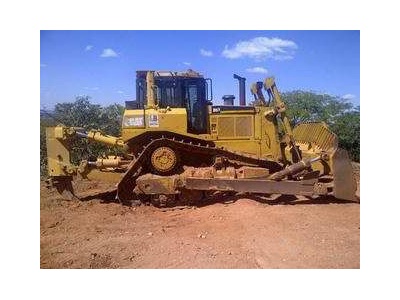 CAT D8R Dozer
