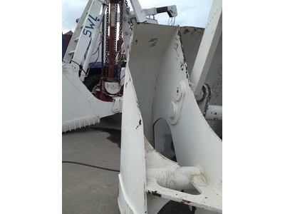 Anvil Clamshell Bucket Grab