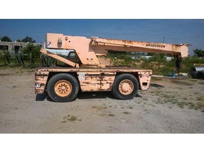 Broderson Crane - 30,000 LBS