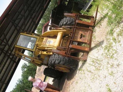 CAT Front Loaders
