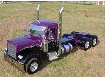 2003 Peterbilt 379-127 Conventional