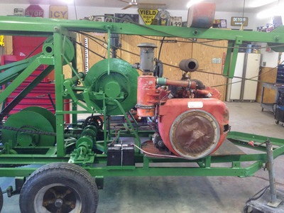 Old cable tool drill rig ( pull behind)