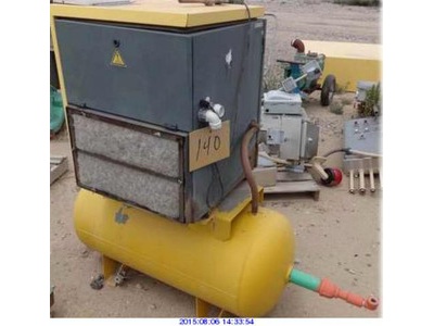 AIR COMPRESSOR