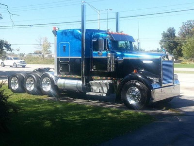 2003 Kenworth W900L