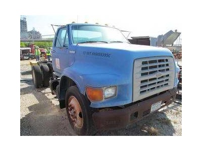 1995 Ford F-700 Dump Truck