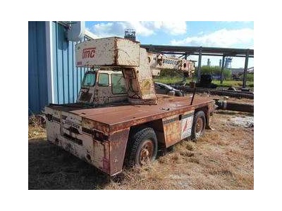 Broderson Carry Deck Crane