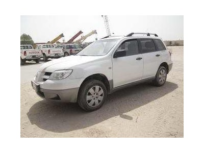 2006 Mitsubishi Truck - Qatar (423,723 hours)