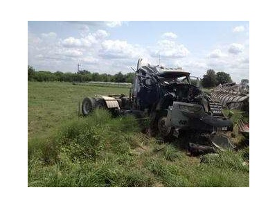 2006 Mack Tractor (Bid ends 10/15/15)
