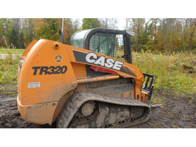 2011 CASE TR320 Skidsteer $35000