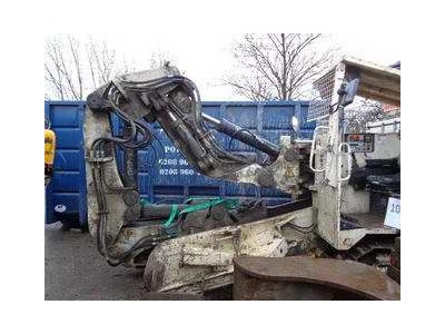 ITC Medium Through Loading Excavator