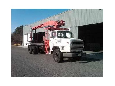 1980 Ford LTS-8000 Drywall Boom Truck