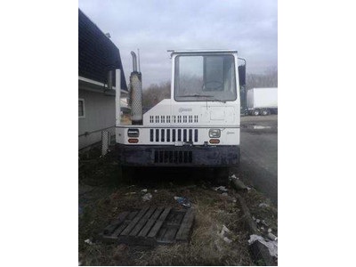 Ottawa Propane Yard Jockey Spotter Truck