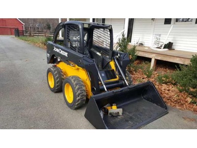 John Deere 240 Skid Steer