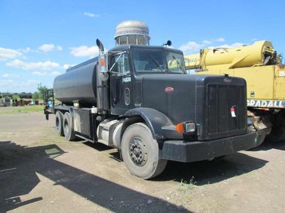 1990 Peterbilt dust suppression machine
