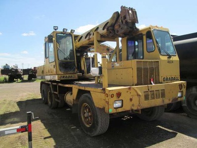 Gradall XL4100 Excavator