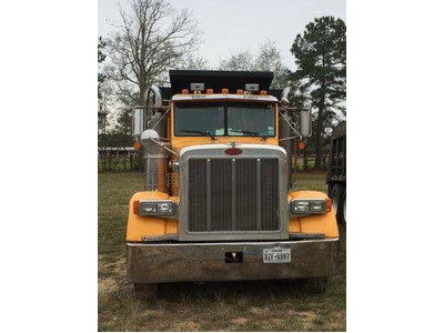 2005 Peterbilt 379 $49,999.99 (Tri-axel)