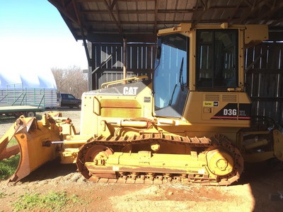 2003 CAT D3 - 2020HR RIPPER CAB $54900