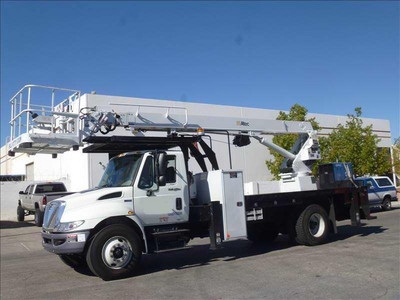 2012 International 4300 Altec LS63 Sign 