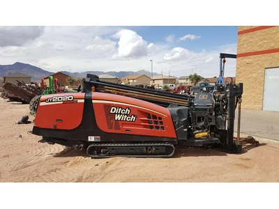 Drill Ditch Witch/Water Truck