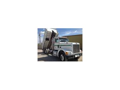 1991 PETERBILT 375