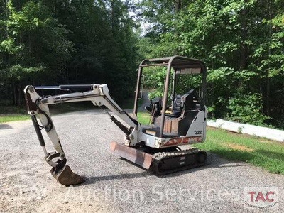 2003 Bobcat 322D 