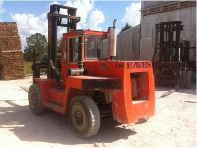 1978 Eaves 220 Forklift