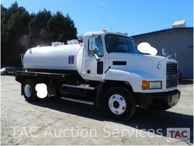 2003 Mack CH612 Vacuum Tanker Truck 