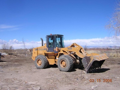 721-B Case Loader
