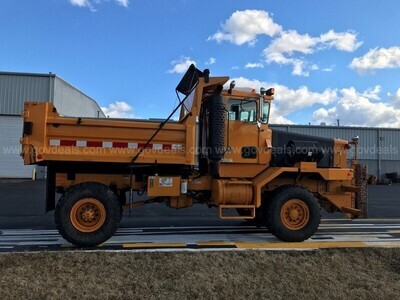 1995 Oshkosh P-Series Truck