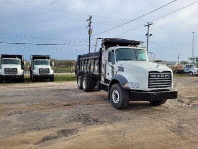 2019 GRANITE 64BR Dump Truck