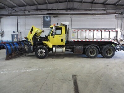 2010 International 7400