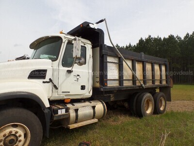 2007 Mack CV713 Granite