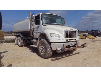 2014 Freightliner M2 106 3600-4000G F-R 